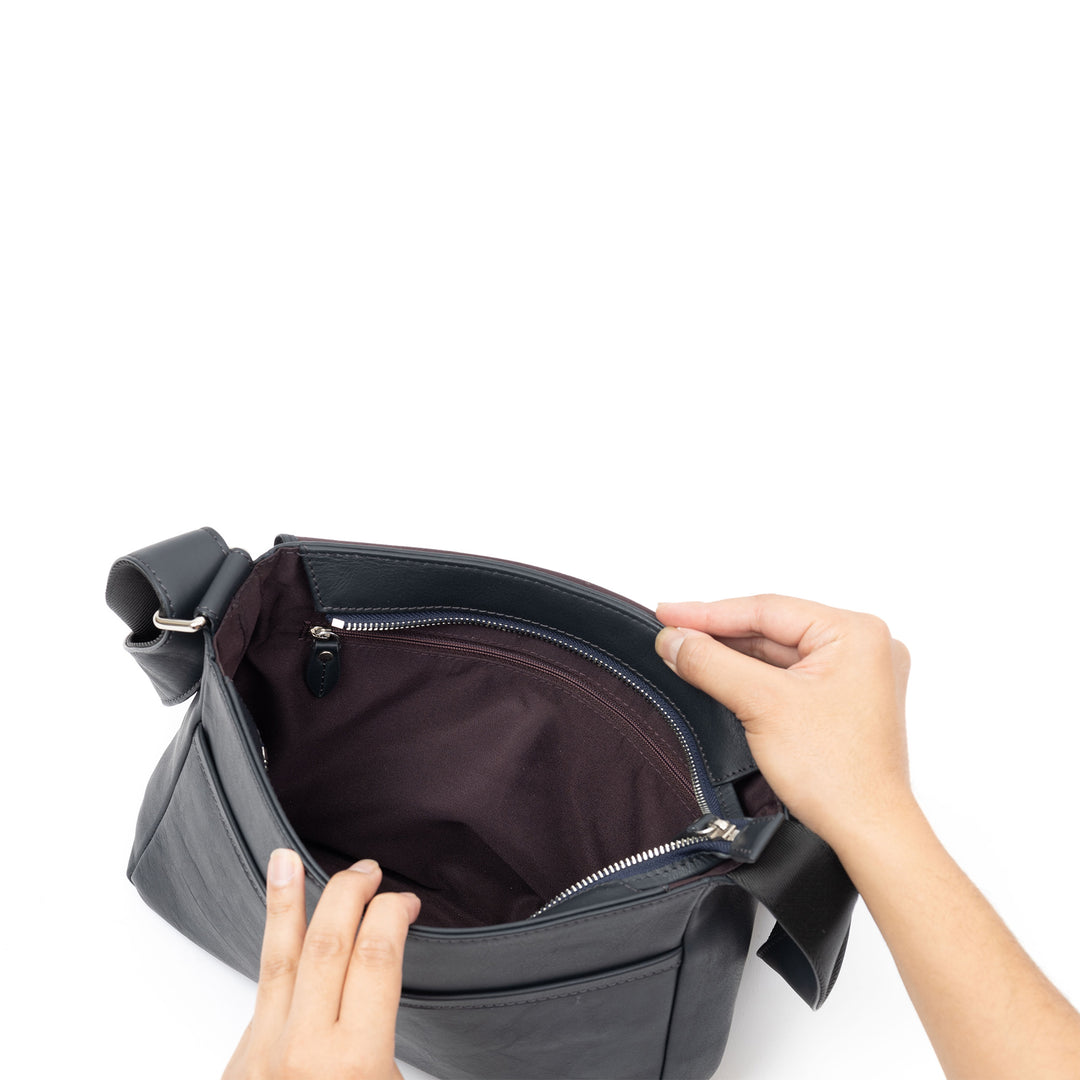 epe｜フラップショルダー ネイビー